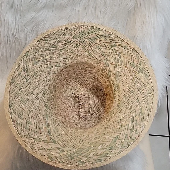 Handmade Sunflower Straw Hat UV Protection - Picture 3 of 5